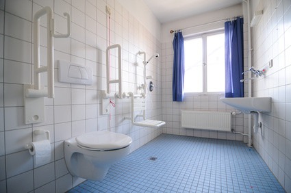 WC und Bad behindertengerecht planen » www.selber-bauen.de